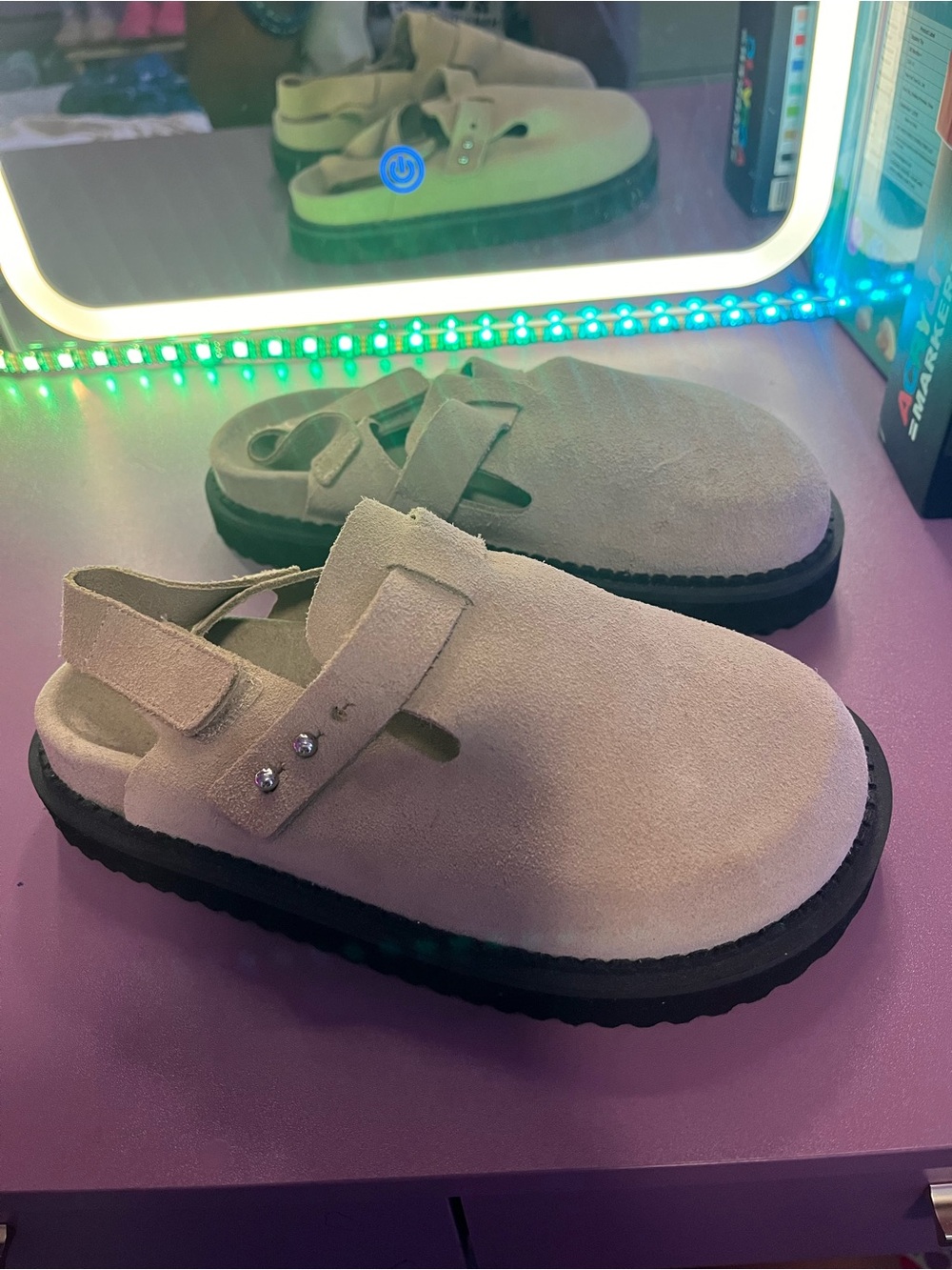 Zara Kids Suede Slingback Clogs in Light Beige with Black Sole